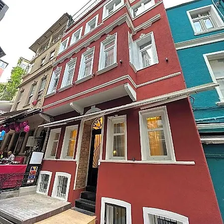The House Company Hotel 4*